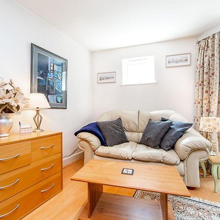 לונדון Pass The Keys Delightful Apartment Close To River In Se16 מראה חיצוני תמונה