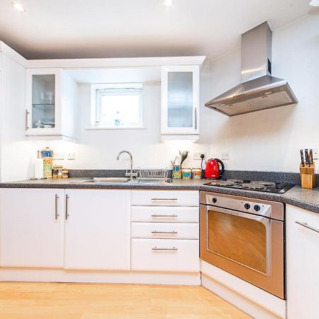 לונדון Pass The Keys Delightful Apartment Close To River In Se16 מראה חיצוני תמונה
